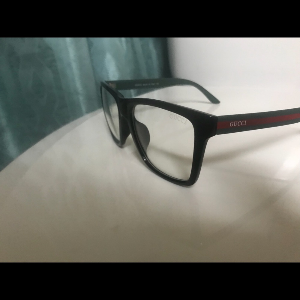Gucci eye glasses